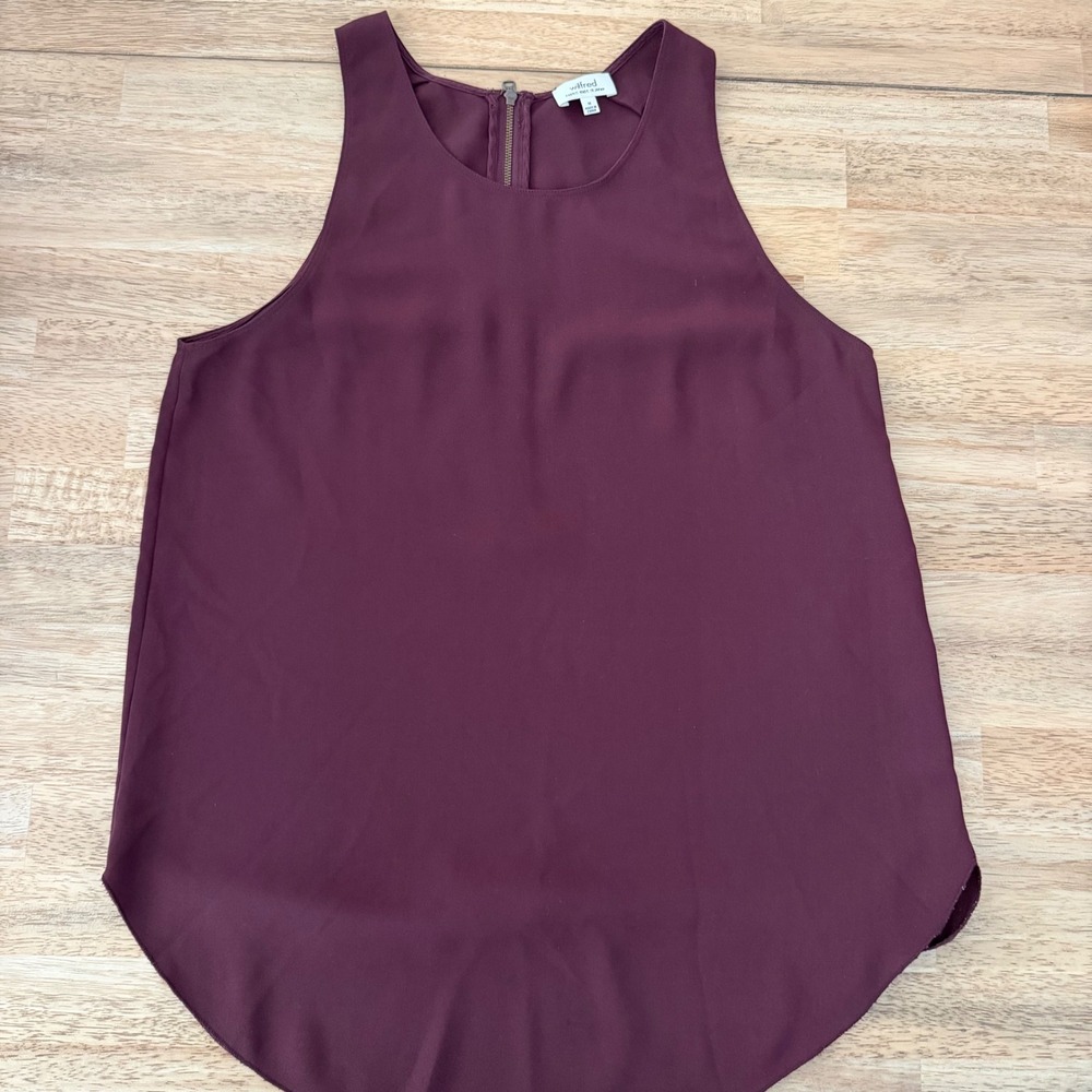 Wilfred Aritzia Burgundy Sleeveless Tank Top Silk Trim Back Zip Blouse Medium